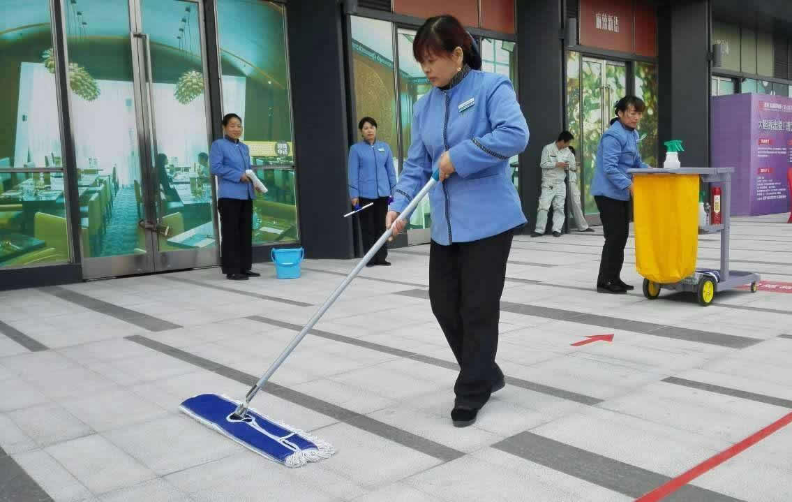 东平县商场开荒保洁